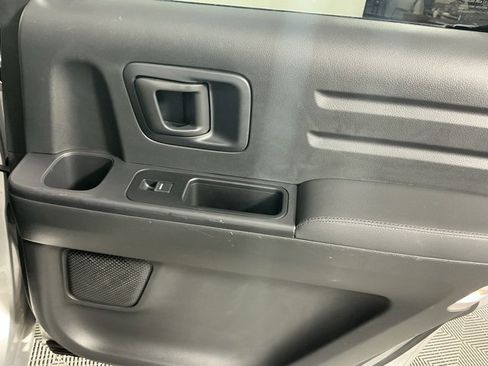 Used 2014 Honda Ridgeline SE image 11