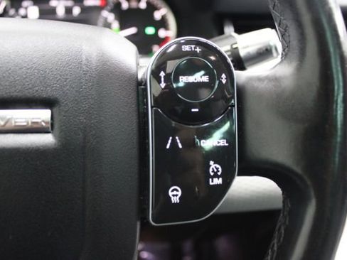 Used 2020 Land Rover Range Rover Evoque S image 19