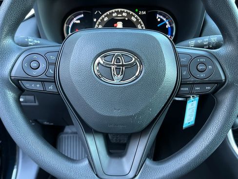 New 2025 Toyota RAV4 LE image 14