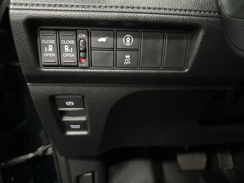 Used 2021 Honda Odyssey EX-L image 33