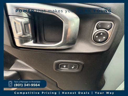 Used 2023 Jeep Wrangler Unlimited image 15