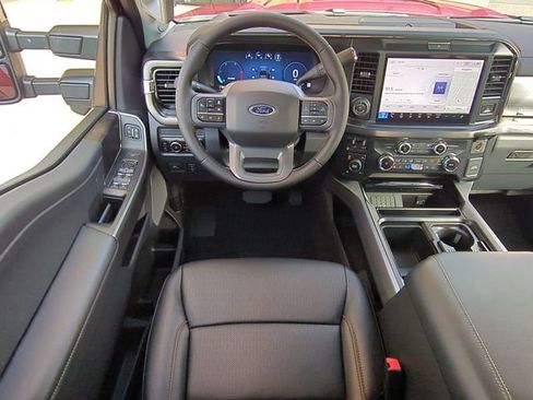 New 2026 Ford F250 Lariat w/ Black Appearance Package image 18