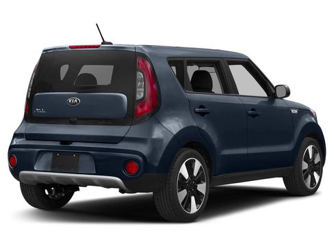 Used 2019 Kia Soul + image 2