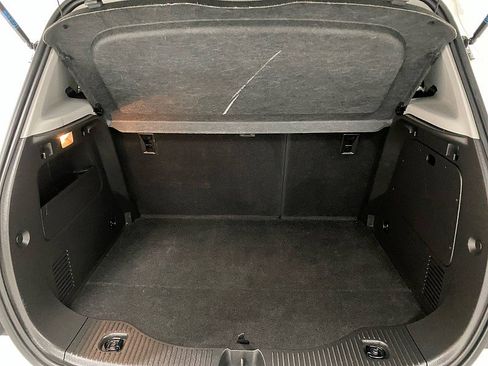 Used 2020 Chevrolet Trax LT w/ LT Convenience Package image 13