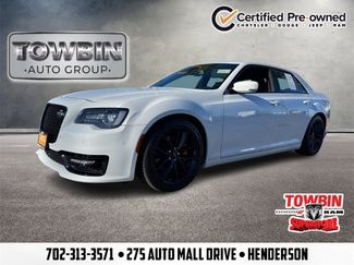 Used 2023 Chrysler 300 C video 1