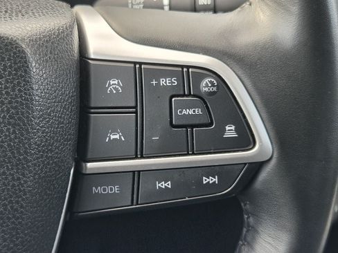 Used 2025 Toyota Grand Highlander FWD image 23