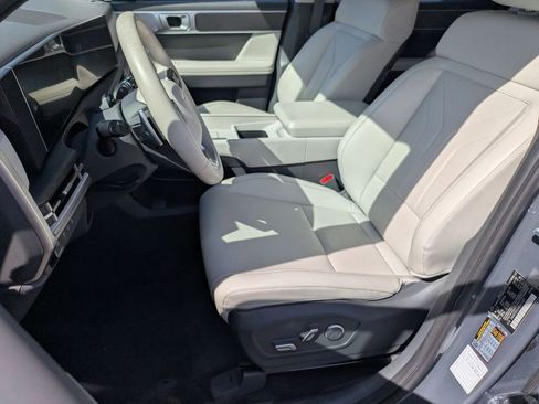 Used 2025 Hyundai Santa Fe SEL AWD/4WD image 14