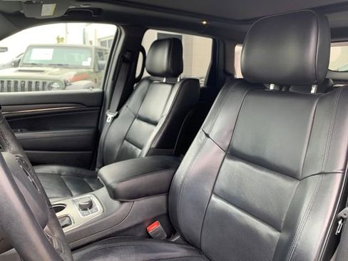 Used 2019 Jeep Grand Cherokee High Altitude AWD/4WD image 11
