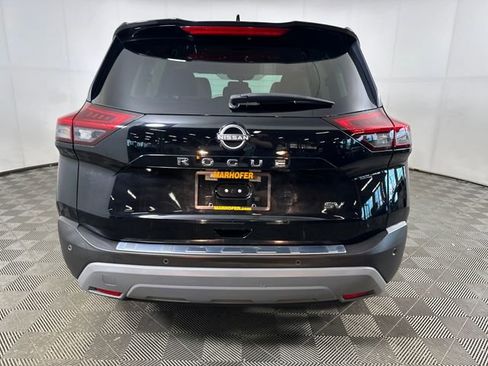 Used 2023 Nissan Rogue SV image 4