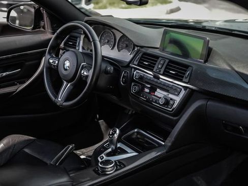 Used 2015 BMW M4 Coupe RWD image 31