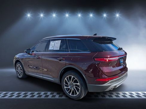 Used 2020 Lincoln Corsair FWD w/ Convenience Package image 5