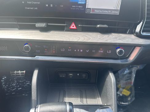 Used 2023 Kia Sportage X-Pro Prestige AWD/4WD image 17