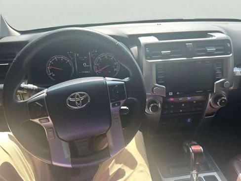 Used 2020 Toyota 4Runner Limited AWD/4WD image 7