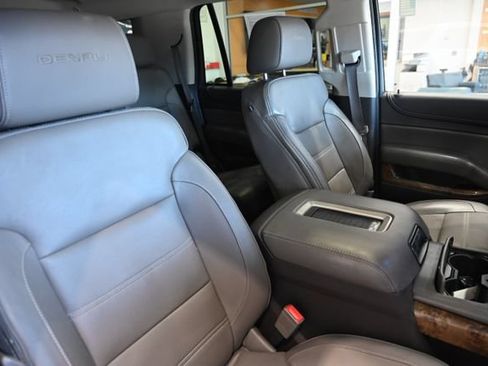 Used 2016 GMC Yukon Denali w/ Open Road Package AWD/4WD image 7