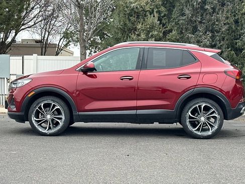 Used 2022 Buick Encore GX Essence w/ Advanced Technology Package image 7