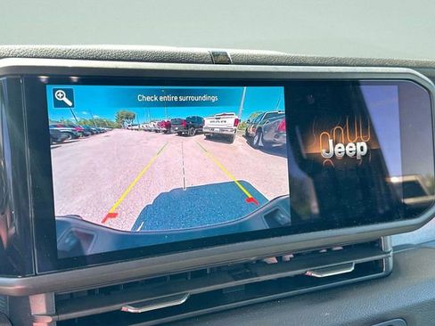 New 2025 Jeep Gladiator Sport image 20