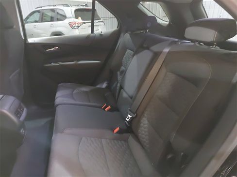 Used 2020 Chevrolet Equinox LT image 14