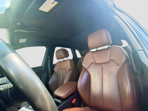 Used 2018 Audi Q5 2.0T Premium Plus AWD/4WD image 25