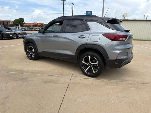 Used 2023 Chevrolet TrailBlazer RS FWD image 6