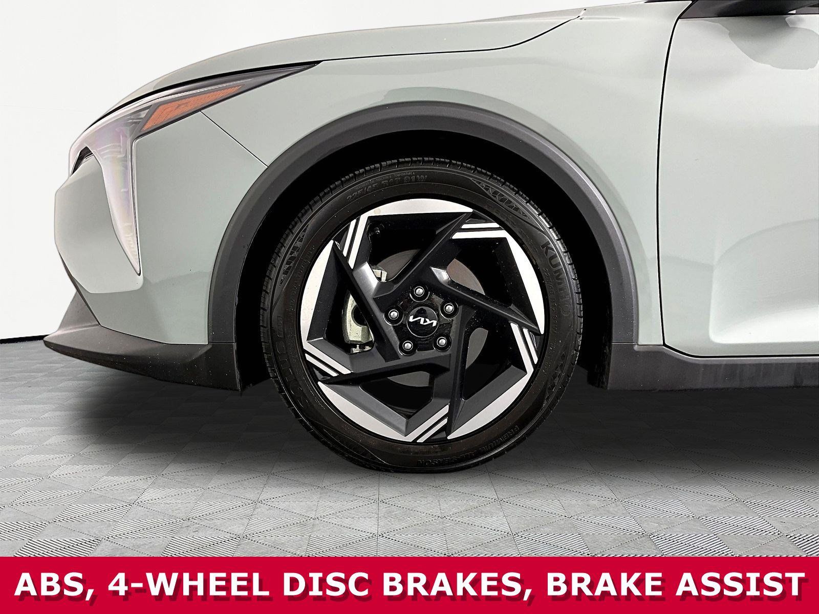 Certified 2025 Kia K4 EX FWD image 29
