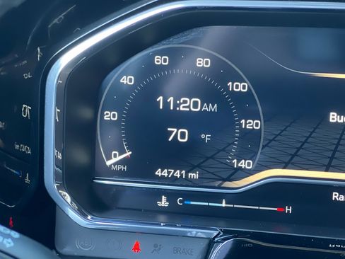 Used 2024 GMC Sierra 1500 SLT image 23