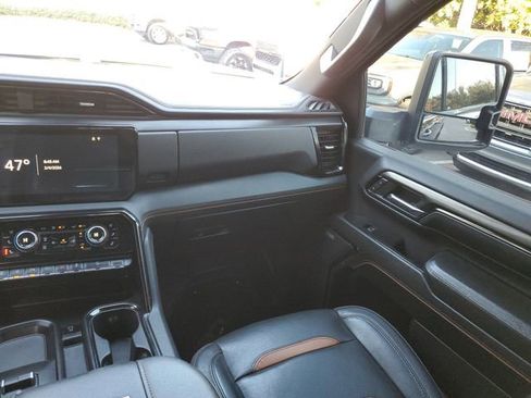 Used 2024 GMC Sierra 3500 AT4 w/ AT4 Premium Plus Package image 15
