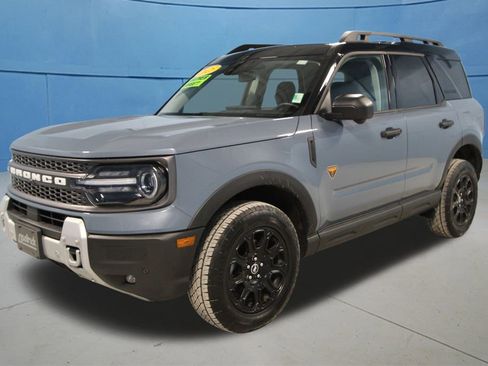 Used 2025 Ford Bronco Sport Badlands AWD/4WD image 32