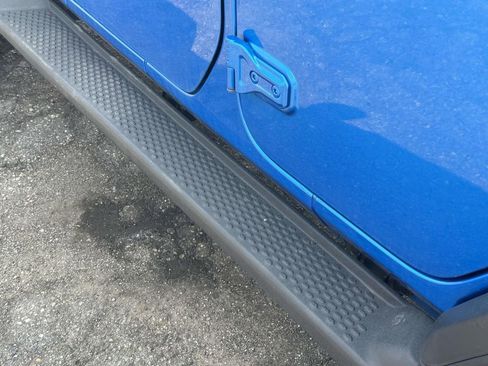 Used 2022 Jeep Wrangler Unlimited Sport AWD/4WD image 11