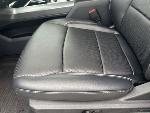 New 2025 Ford F150 Lariat w/ Equipment Group 501A Mid image 9