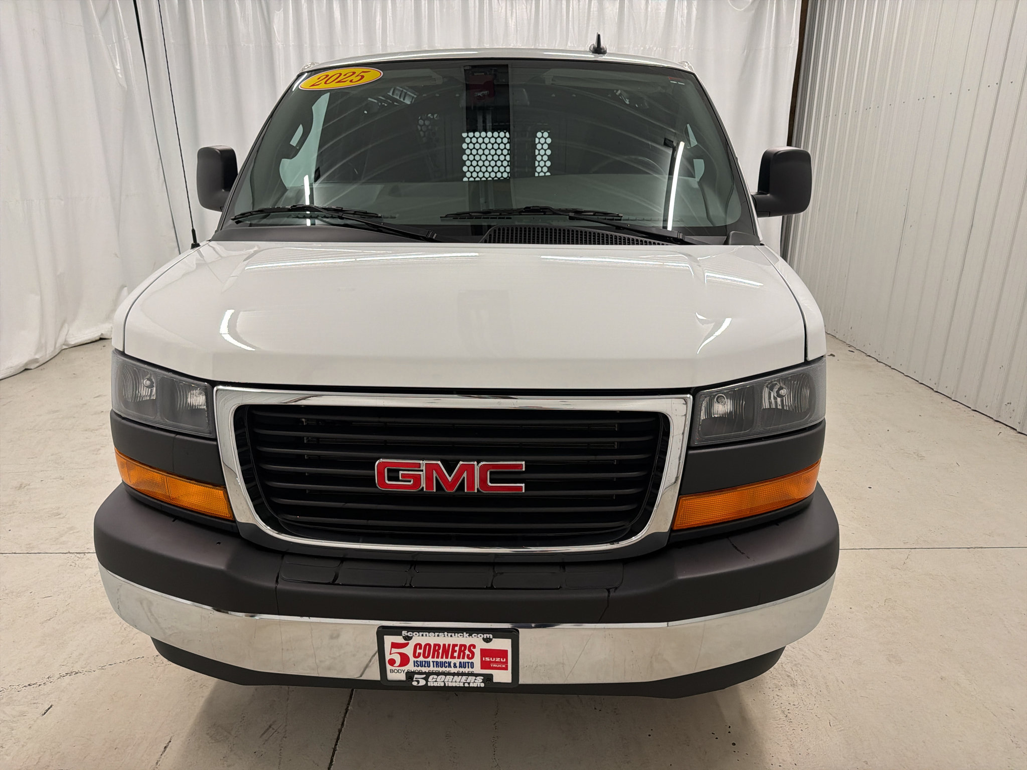 Used 2025 GMC Savana 2500 w/ Driver Convenience Package RWD image 22