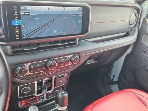 Certified 2024 Jeep Wrangler Unlimited Rubicon 392 image 16