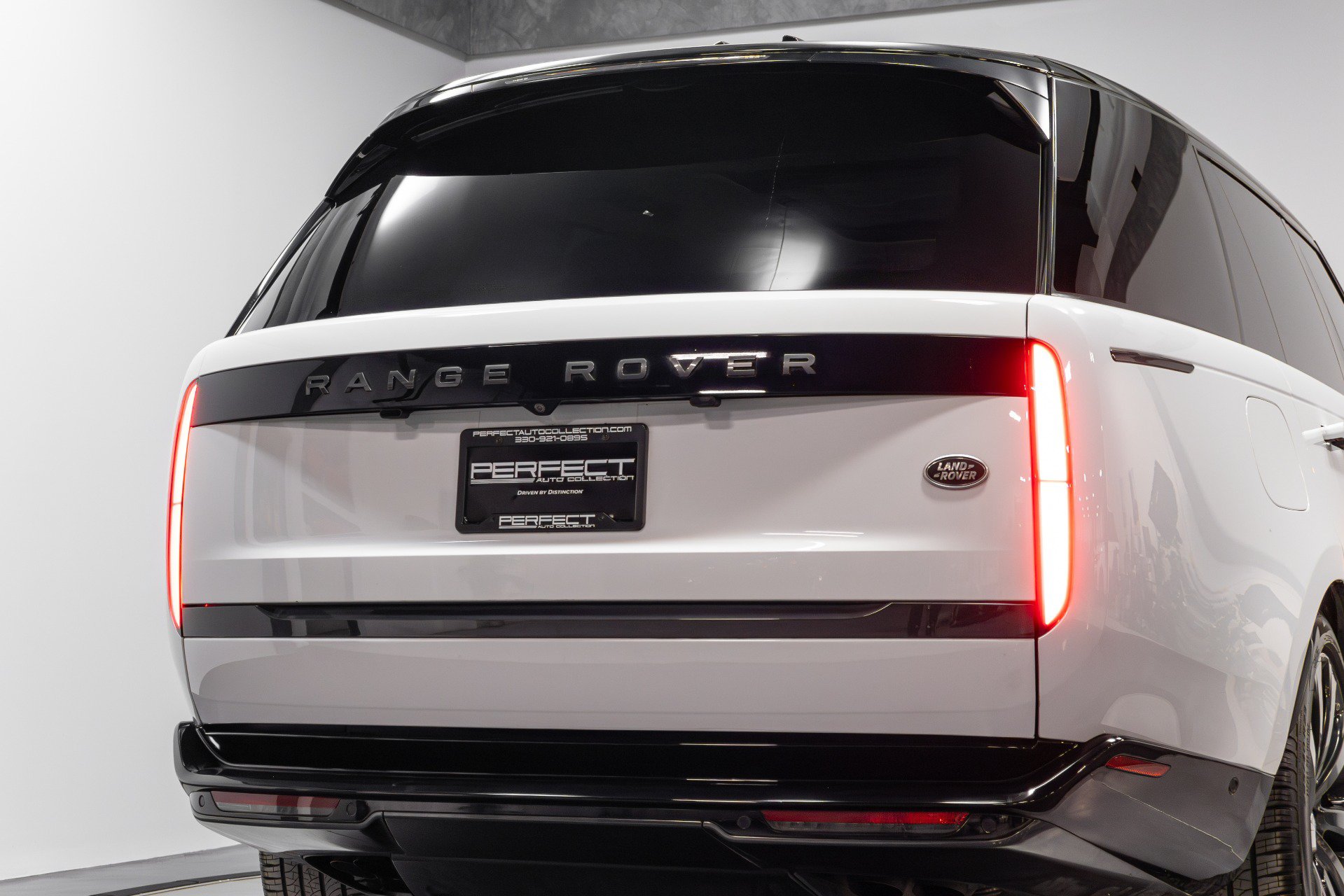 Used 2023 Land Rover Range Rover Long Wheelbase Autobiography AWD/4WD image 77