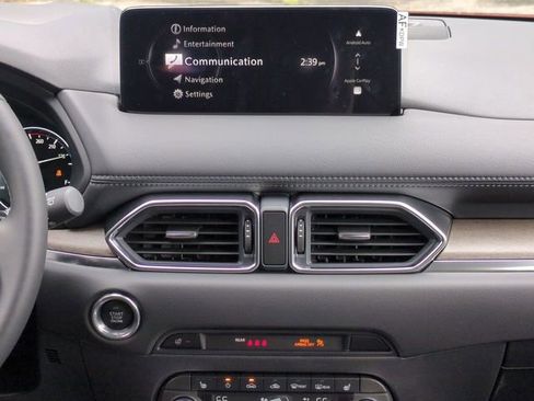 New 2025 MAZDA CX-5 Signature image 16