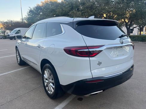 Used 2019 Buick Enclave Essence image 7