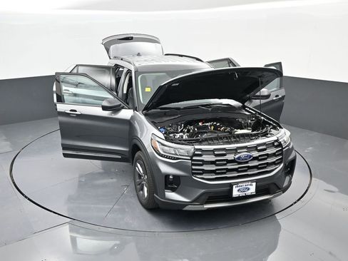 New 2025 Ford Explorer Active w/ Active Comfort Package image 55