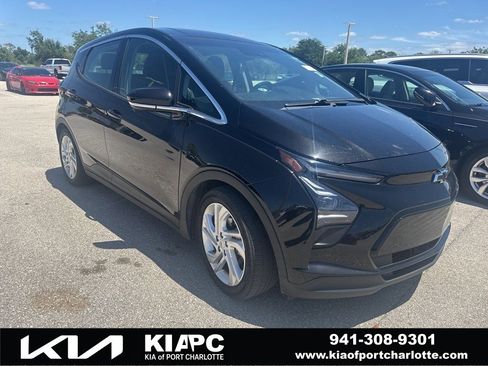 Used 2023 Chevrolet Bolt LT w/ Driver Confidence Package image 1
