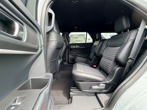 New 2026 Ford Explorer ST-Line RWD image 11