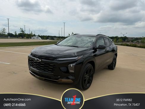 Used 2026 Chevrolet Trax ACTIV FWD image 1
