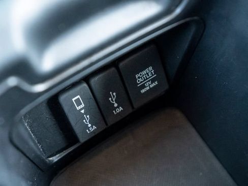 Used 2019 Honda CR-V EX image 29