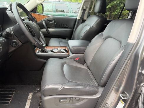 Used 2023 Nissan Armada SL w/ Cargo Package AWD/4WD image 4