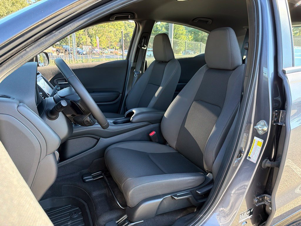 Certified 2019 Honda HR-V Sport image 17