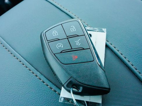 New 2026 GMC Acadia AT4 image 24