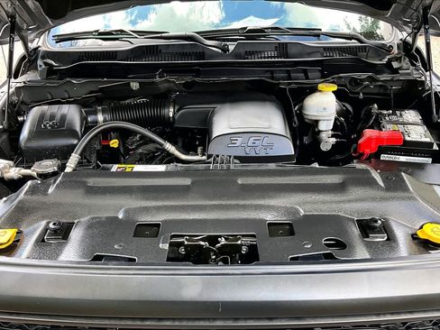 Used 2024 RAM 1500 Warlock RWD image 58