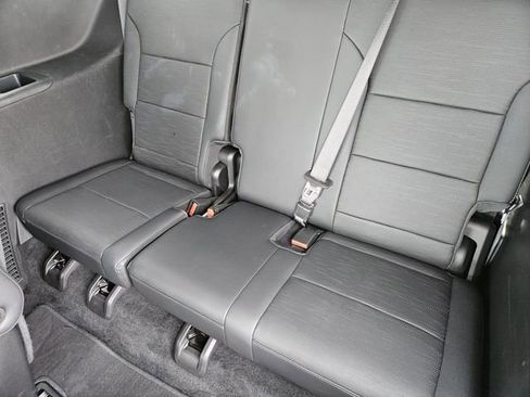 Used 2025 Buick Enclave Sport Touring image 29