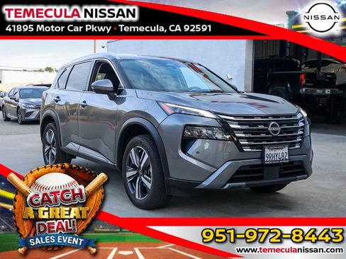 Used 2025 Nissan Rogue SL FWD image 1