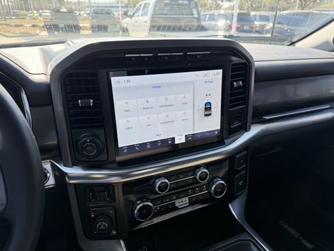 Used 2023 Ford F150 Lariat w/ Equipment Group 502A High image 19