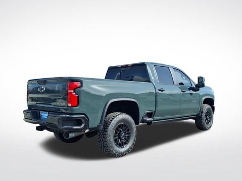 New 2026 Chevrolet Silverado 2500 ZR2 AWD/4WD image 4