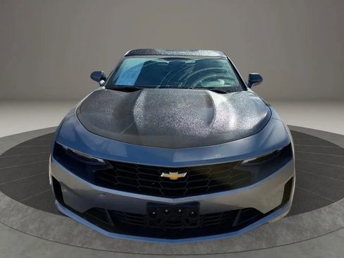 Used 2022 Chevrolet Camaro LT RWD image 2