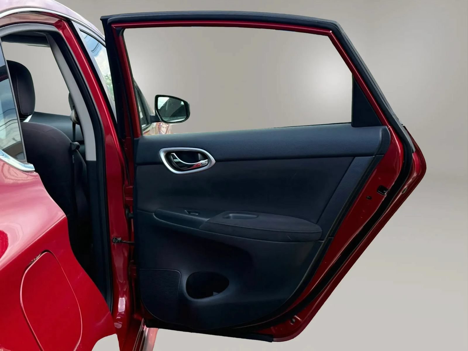 Used 2013 Nissan Sentra SR w/ Premium Pkg FWD image 20