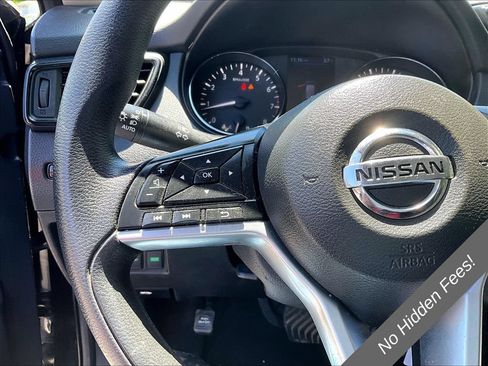 Used 2019 Nissan Rogue S AWD/4WD image 14